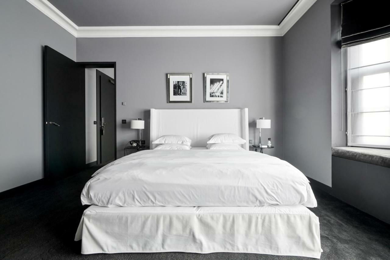 Hotel Odette En Ville Ixelles Bagian luar foto